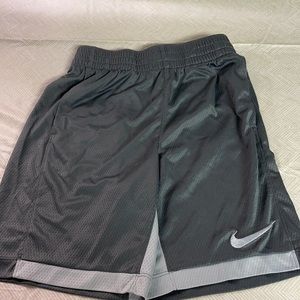 Boys Nike Dri-Fit shorts Size Medium